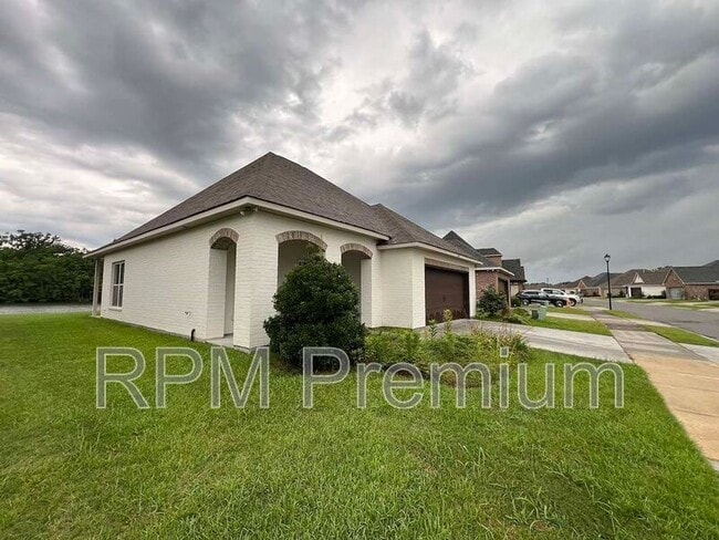 Photo - 6212 Lake Edge Dr