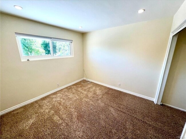 Building Photo - 22640 Crespi St Rental