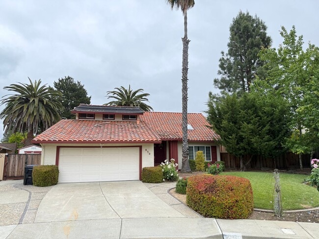 Building Photo - Phenomenal 4BD/3BA Single-Family Home in Quiet and Peaceful Pleasanton!