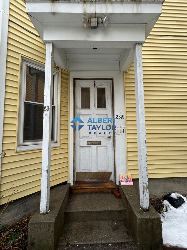 Building Photo - 25 Kelly Rd Unit 1