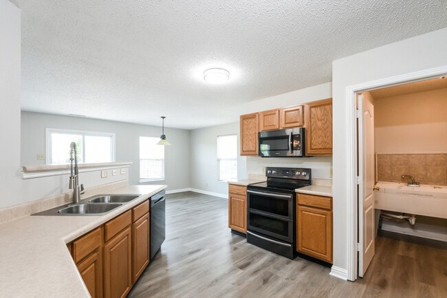 Photo - Ingalls 3-Bedroom with Expansive Living Space