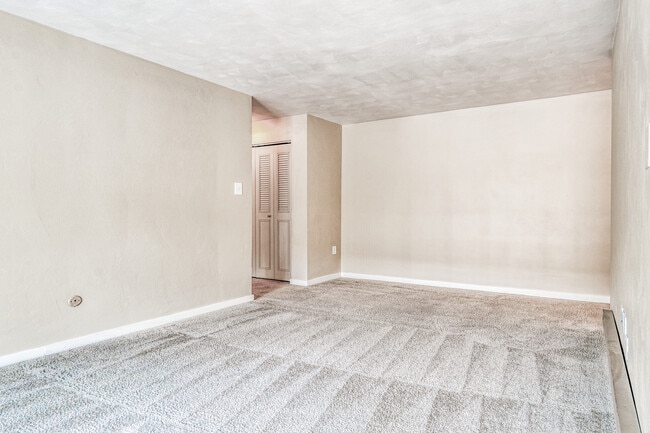 Toll House Apartments