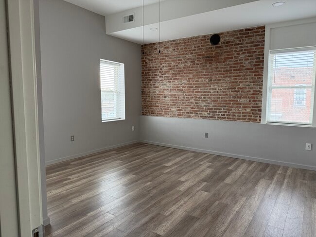 Bedroom - 101 E Saint Louis St Unit 1A