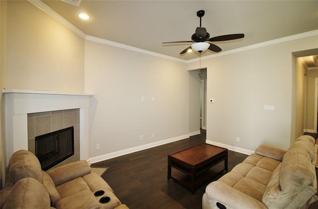 Photo - 1904 Shaila Dr