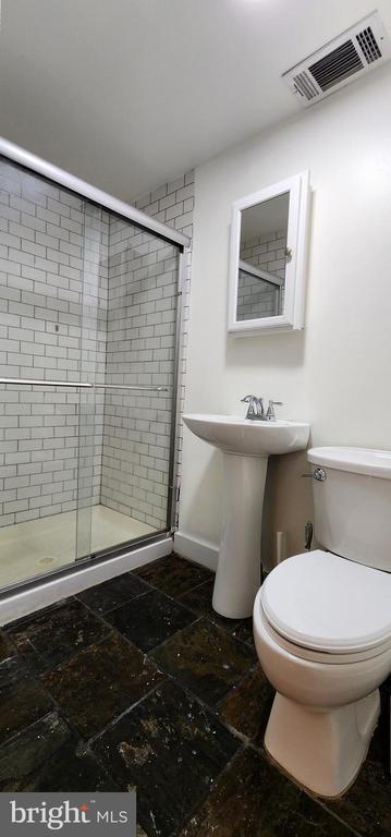 Photo - 1144 O'Neil St