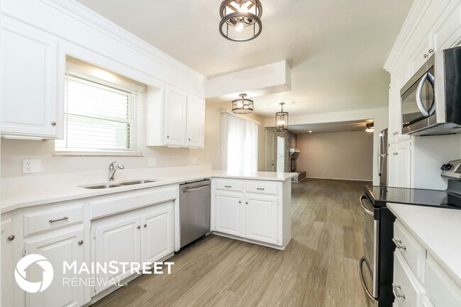 Photo - 1305 Cedar Ridge Rd