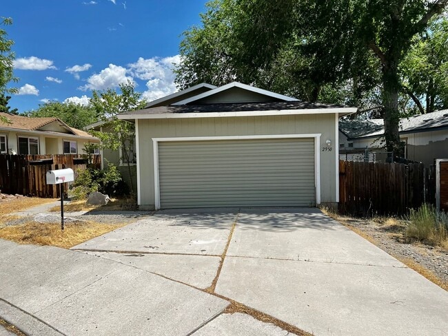 Photo - 2950 Harding Cir House