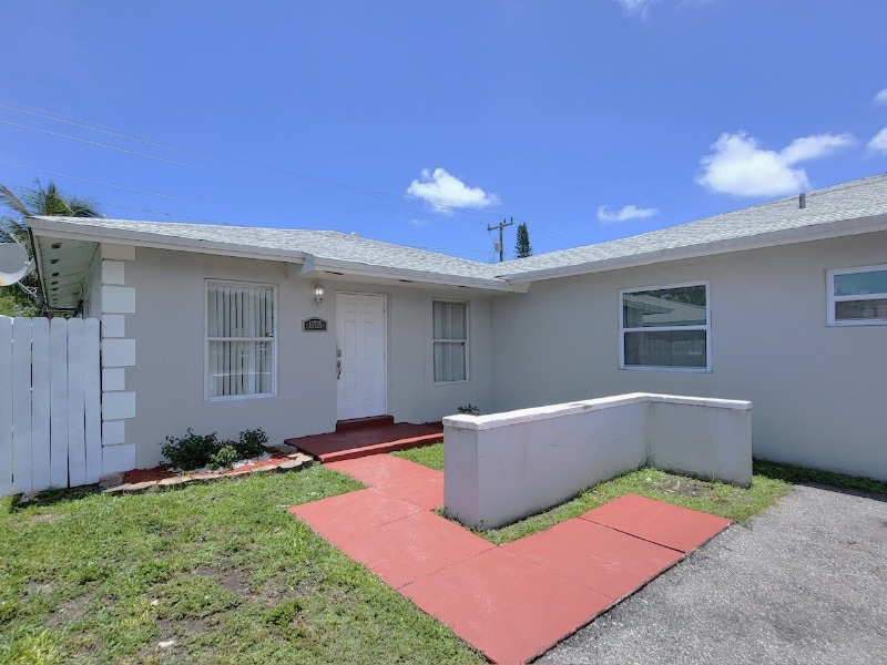 Photo - 18725 SW 100th Ave