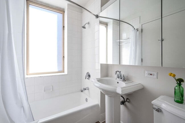 Photo - 1501 Lexington Ave Unit ID1057032P