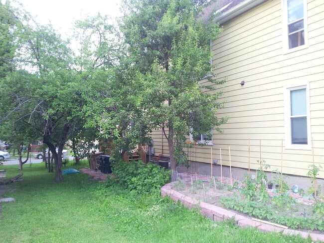 Photo - 1205 Chandler St