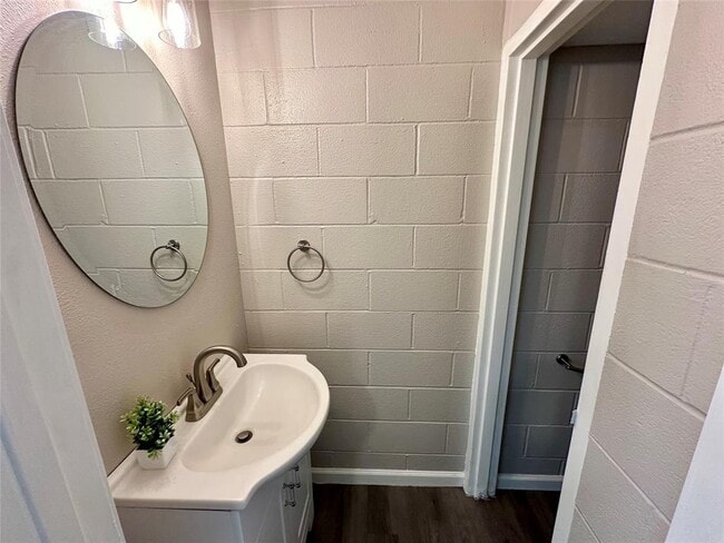 Photo - 2612 Rogers Ave