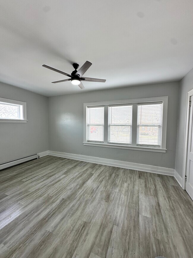 Photo - 249 Central Park Unit 1. Up Font