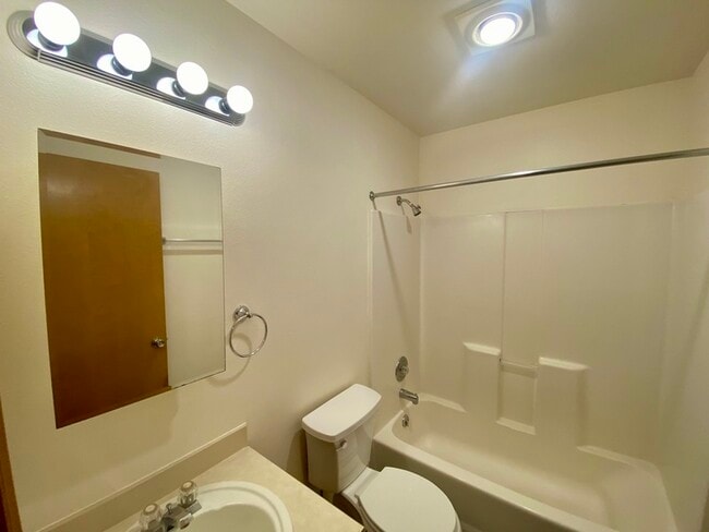 Photo - 3659 22nd Ave W