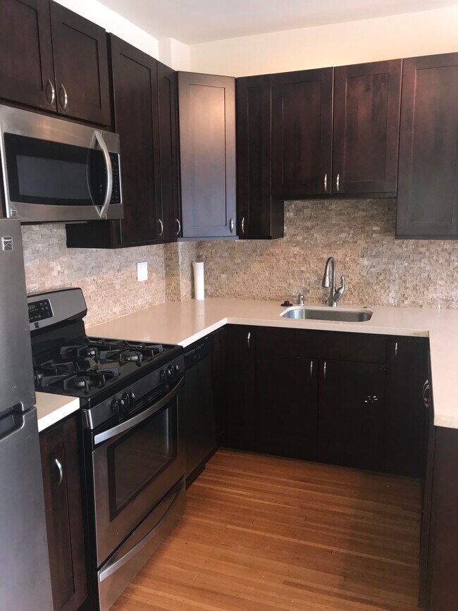 Photo - 1000 Powell St Unit 27