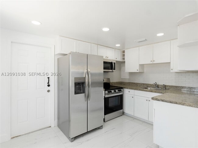 Photo - 11128 SW 2nd St Unit 11128