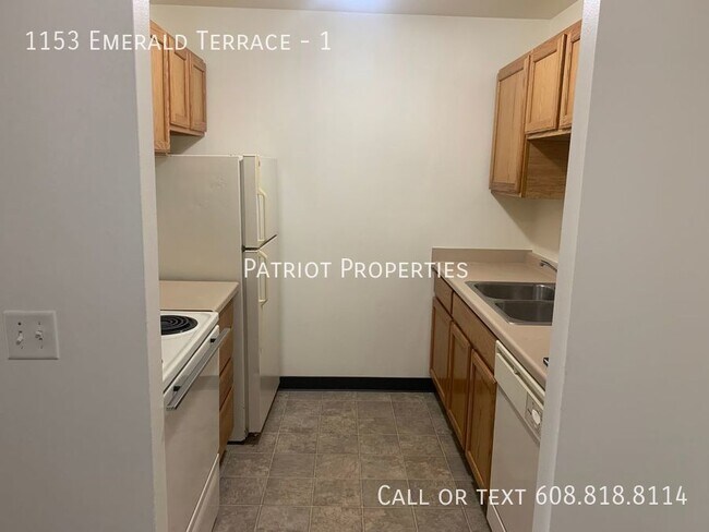 2 bedroom/ 1 bath apartment in Sun Prairie... - 2 bedroom/ 1 bath apartment in Sun Prairie... Unit 1