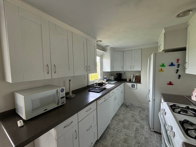 Photo - 76 Bayberry Rd