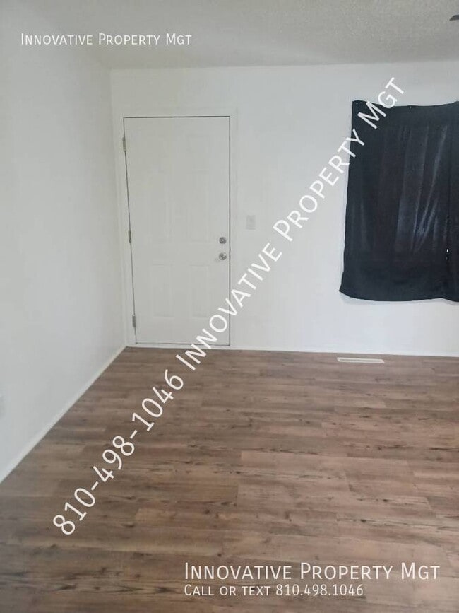 Photo - 5501 Western Rd