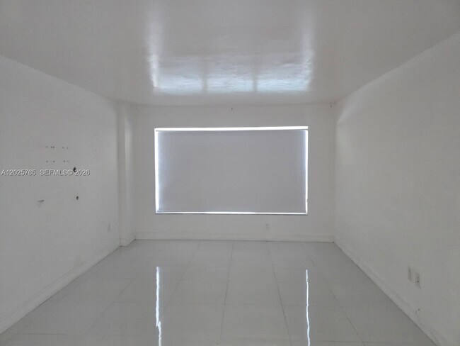 Photo - 11111 Biscayne Blvd Unit 17D