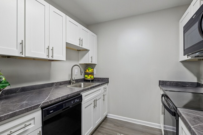 Building Photo - ReNew Newport News