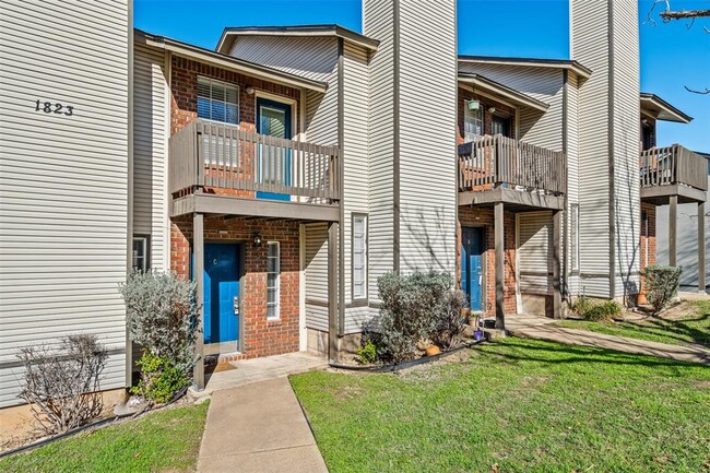 Photo - 1823 River Crossing Cir Townhome