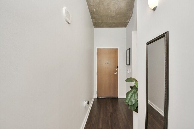 Photo - 5925 Almeda Rd Unidad 12408