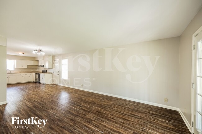 Photo - 202 Winn Ave