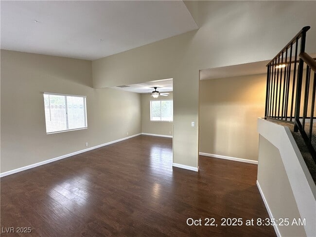 Photo - 2341 Moorpark Way