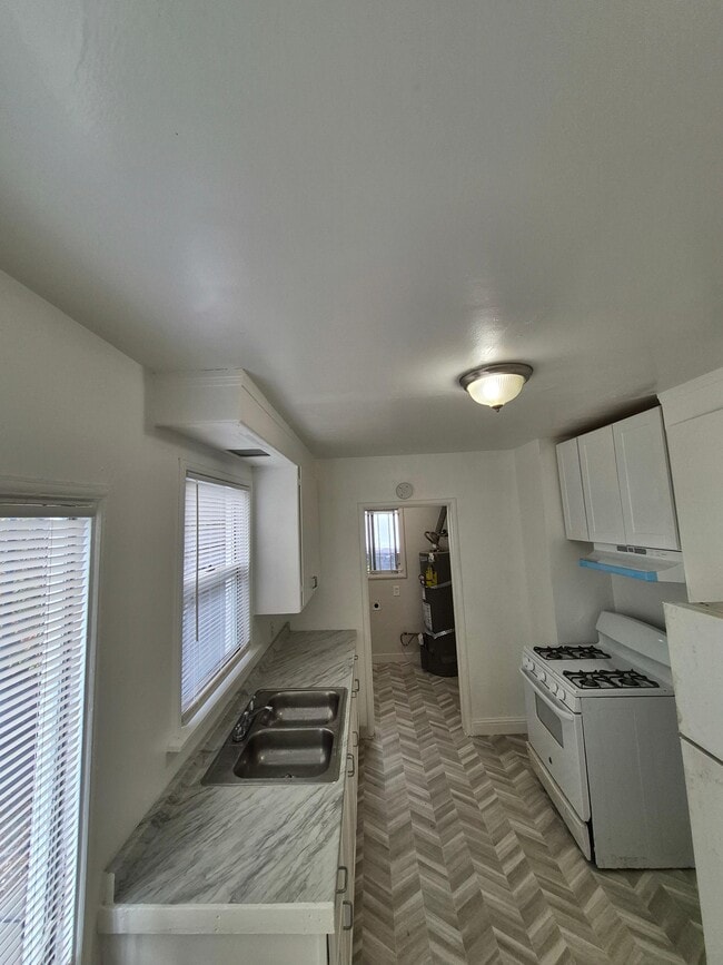 1923 98th Ave Unidad 1923