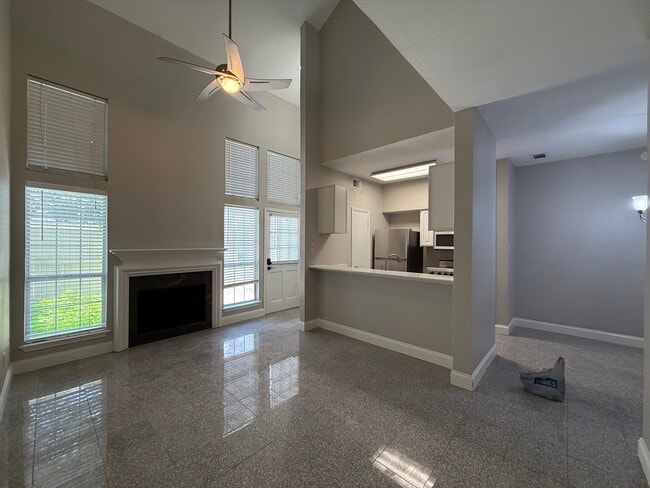 Building Photo - 6220 Bentwood Trail Unit 804 Rental
