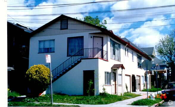 Photo - 1801 Derby St