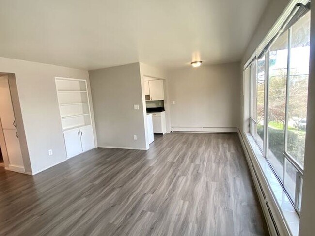 Photo - Hamlin Place