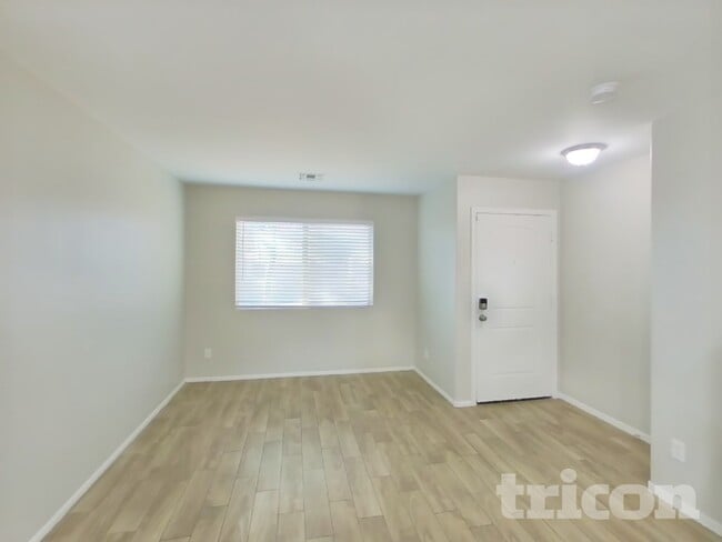 Photo - 3513 S 89th Ave