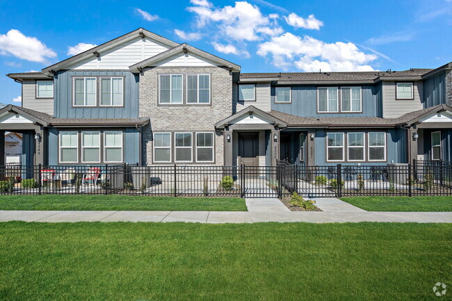 Building Photo - 4255 W Flint Dr Rental