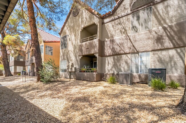 2200 S Fort Apache Rd