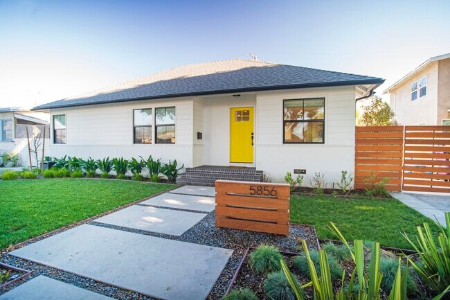 Building Photo - 5856 E Pavo St Rental