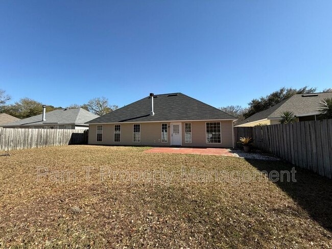 Photo - 257 Shady Oak Cir