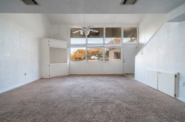 Photo - Earl’s Point Condominiums