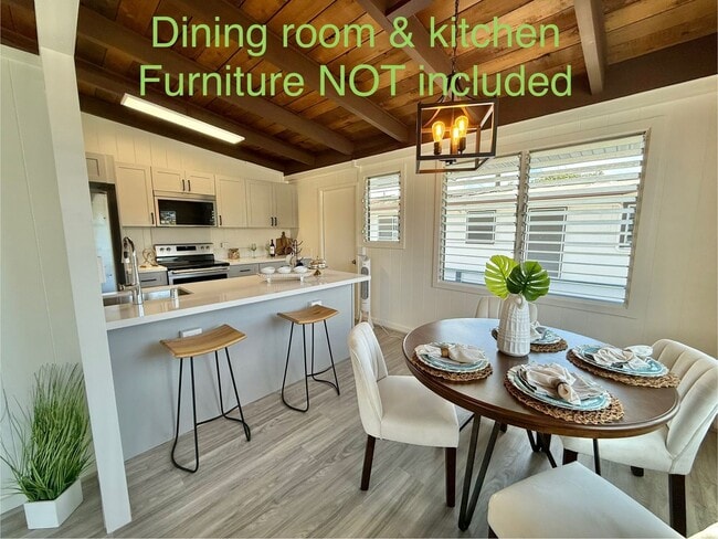 Modern two story Kaimuki home - all new ki... - Modern two story Kaimuki home - all new ki...