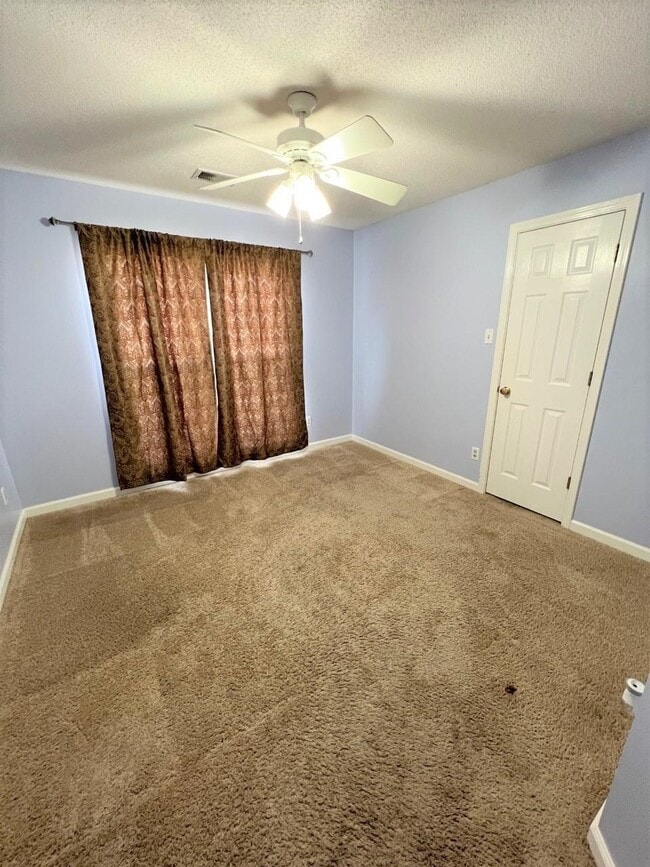 Photo - 1408 Squire Dudney Dr