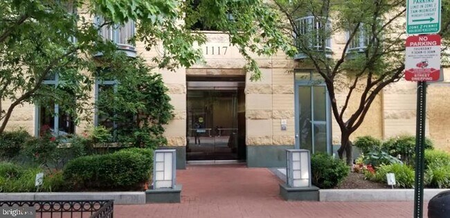 Building Photo - 1117 10th St NW Unit 210