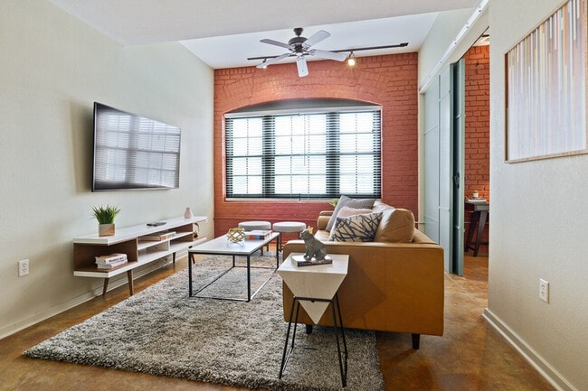 Photo - 1041 Constance St Unit ID1265375P