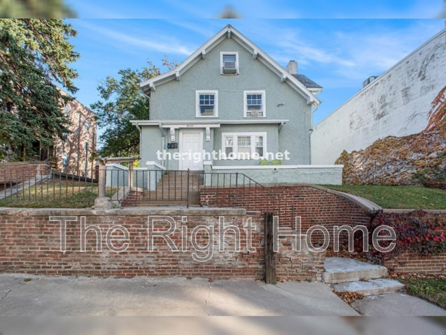 Photo - 3021 Harney St Unidad Apt 1