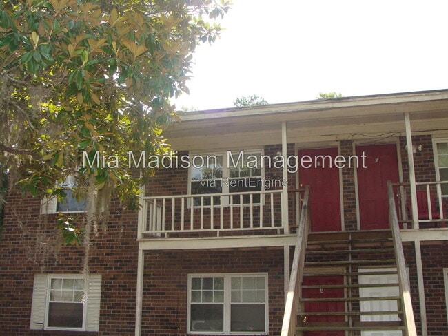 Photo - 1 Oak Forest Ln