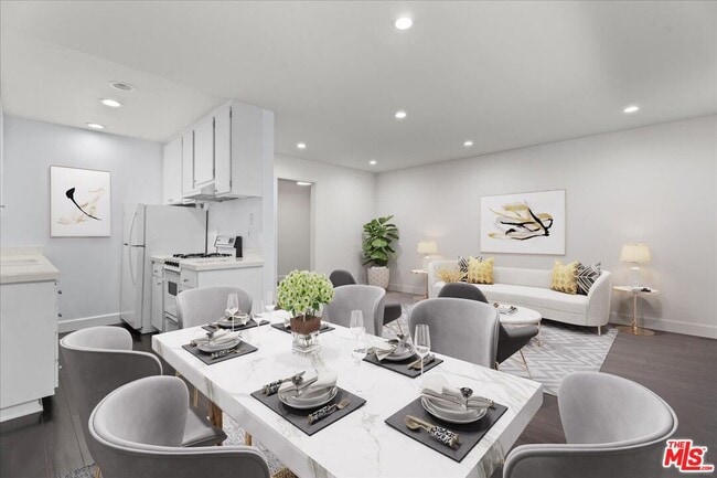 Photo - 2311 4th St Unidad 220