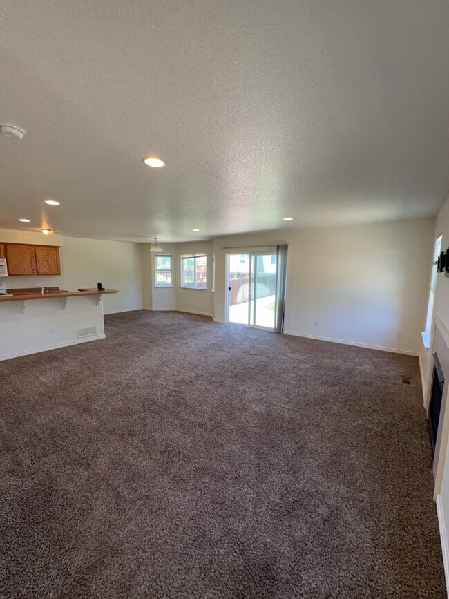 Photo - 6628 Watusi Rd