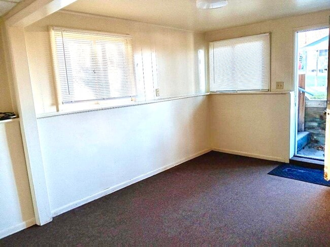 Photo - Country Gardens Apartments