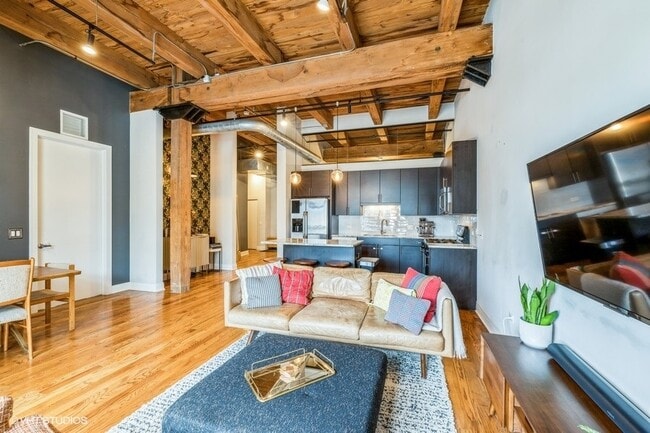 Photo - 770 W Gladys Ave Unit 503