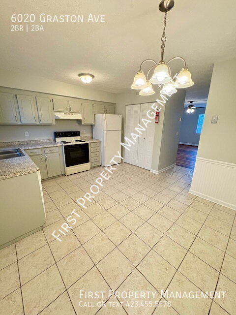 Photo - 6020 Graston Ave