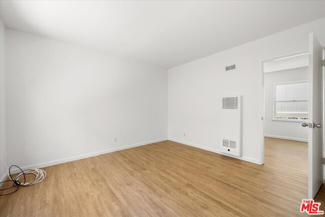 Photo - 1728 Granville Ave Condo Unit 1730